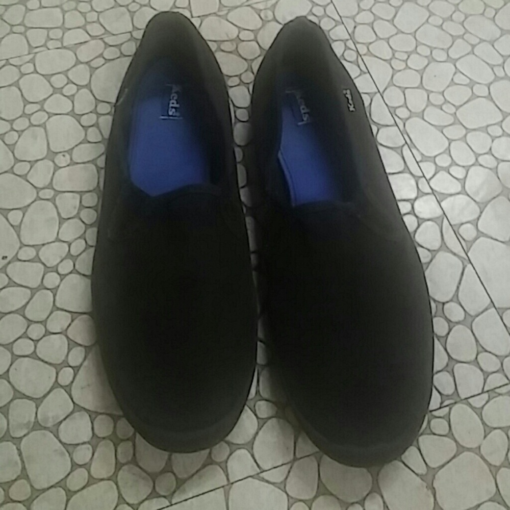 Keds black shoes